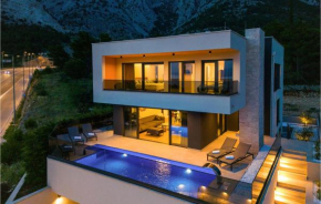 4 Bedroom Lovely Home In Bast